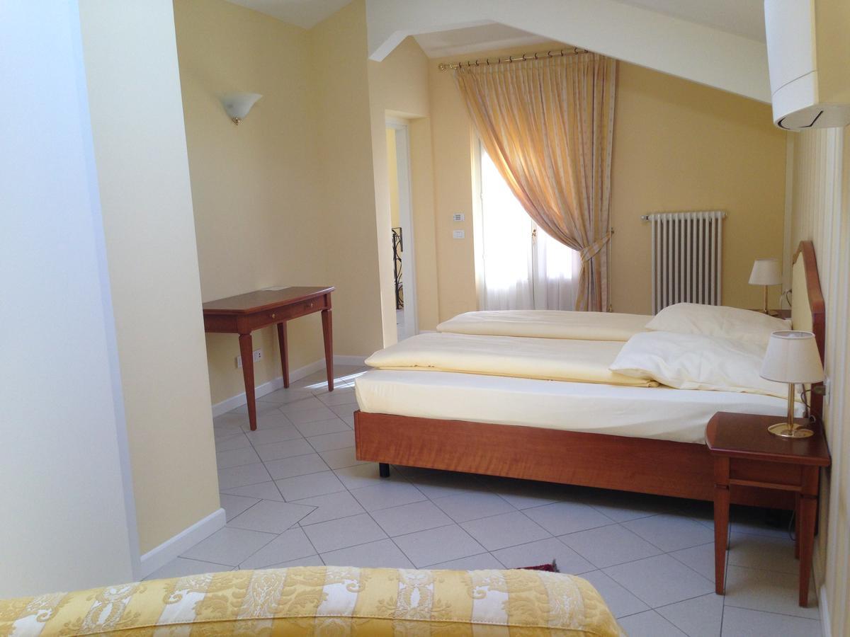 Hotel Villa Delle Palme Cannobio Exterior foto